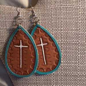 Leather to old western cross teardrop earrings